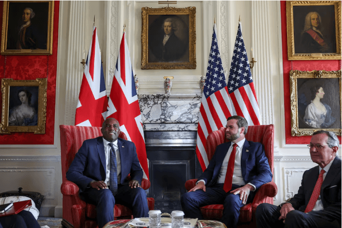 Before Trump and Putin meeting.. Officials from Washington, Brussels and Kiev meet in London