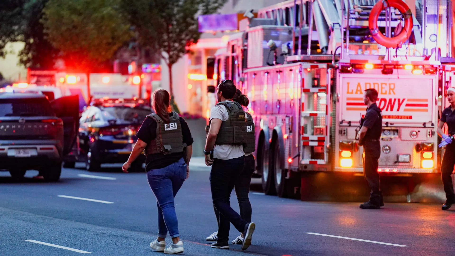 Injuries in a shooting in a Jewish neighborhood in New York