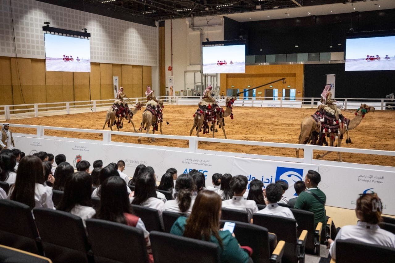 Abu Dhabi International Hunting and Equestrian Exhibition concludes its fifth day with heritage shows and rich cultural experiences.