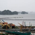 Vietnam prepares for the approach of "Boaloy". Thousands evacuated and airports closed