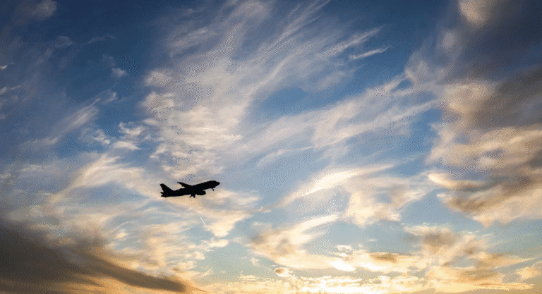 France.. A plane gets stuck in the air for an unexpected reason