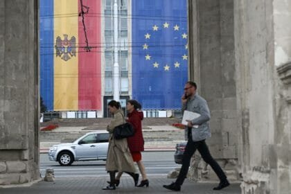 Fake bomb threat disrupts Moldovan embassy in Brussels on election day