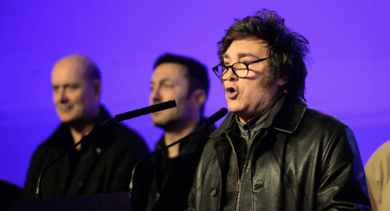 The President of Argentina suffers a crushing defeat in the Buenos Aires elections