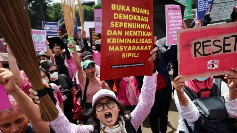 بعد أكثر من أسبوع من الاحتجاجات.. هدوء في شوارع جاكرتا