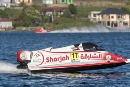 زوارق الشارقة تعزز انطلاقتها العالمية برؤية إستراتيجية ودعم مؤسسي