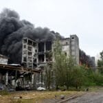 The government headquarters was damaged. A "major" Russian attack on Kiev 