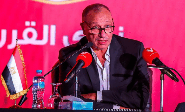 محمود الخطيب رئيس النادي الأهلي