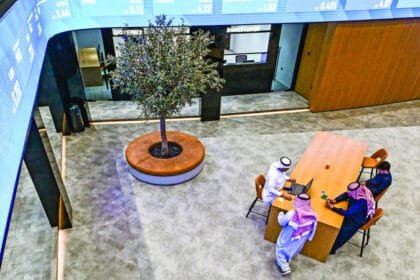 في 5 جلسات.. "دبي المالي" يربح 15.6 مليار درهم