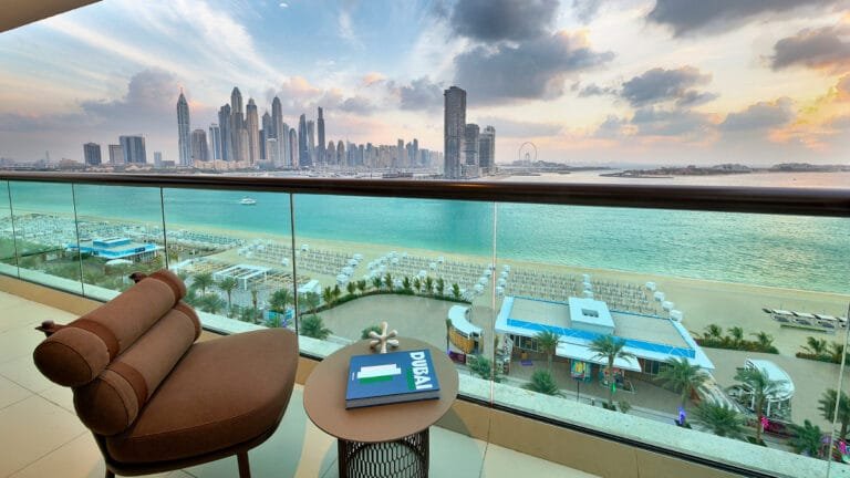 11 صفقة استثنائية.. عقارات دبي الفاخرة تسجل نشاطاً استثنائياً