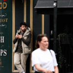 What is the story of the "pickpocket hunter" in London?