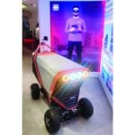 مركبة "درون" ذكية بصناعة إماراتية لتوصيل طلبات الطعام والبقالة في دبي