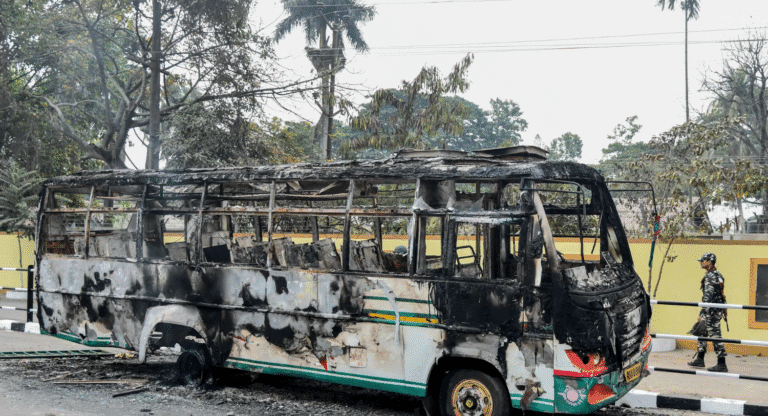 حريق حافلة في الهند يودي بـ 20 شخصاً على الأقل