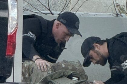 Two soldiers injured near the White House