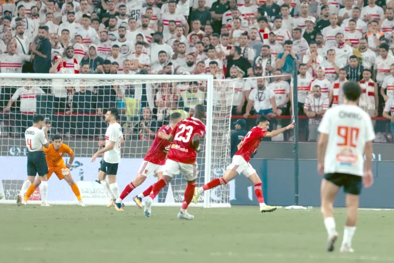 الأهلي يتوج بالسوبر المصري على أرض الإمارات.. لقب تاريخي في ملعب محمد بن زايد