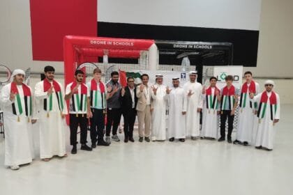 منتخب الإمارات يشارك في بطولة العالم لكرة القدم بـ "الدرونز"
