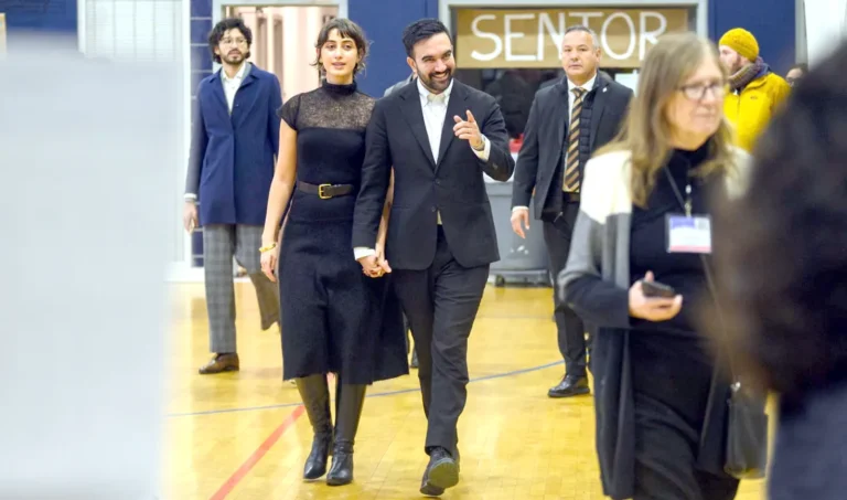 سؤال الموضة في نيويورك هل يظل ممداني وفيا للبدلات الهولندية؟