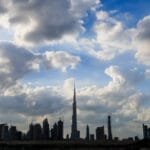 طقس الإمارات.. غيوم وسقوط أمطار وسط تقلب في درجات الحرارة من الإثنين إلى الجمعة المقبل