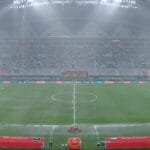 عاجل.. الأمطار الغزيرة تؤخر انطلاق الشوط الثاني من مباراة الإمارات والسعودية