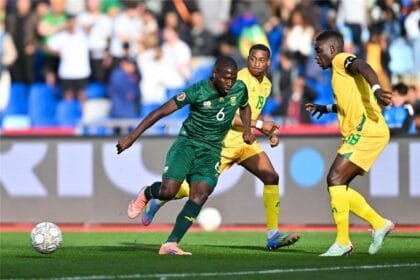 South Africa defeats Zimbabwe and joins Egypt in the round of 16 of the Africa Cup of Nations