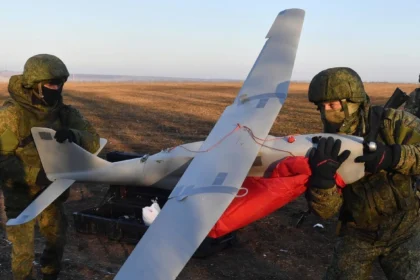 Moscow announces the downing of 29 Ukrainian drones in simultaneous attacks within hours.