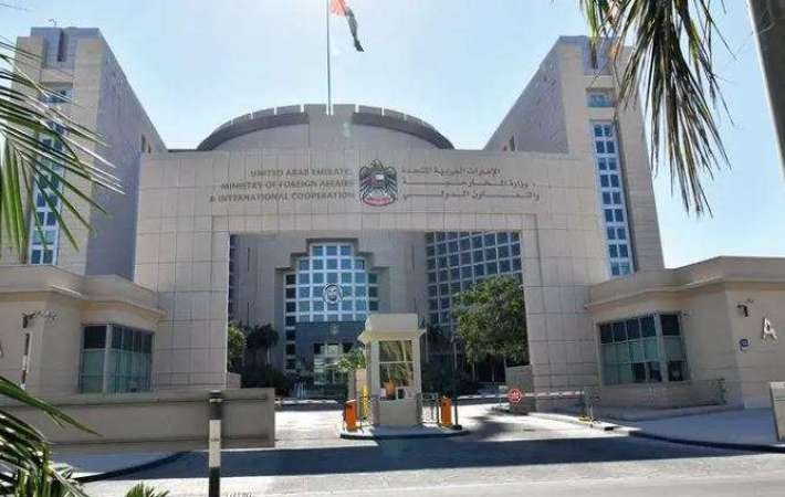 الإمارات تحظر السفر إلى مالي وتدعو مواطنيها هناك بالعودة في أقرب فرصة