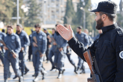 الداخلية السورية تعلن إباط محاولة تهريب شحنة قذائف صاروخية باتجاه لبنان