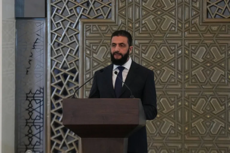 الرئاسة السورية: لا صحة لأحاديث إطلاق نار قرب قصر الشعب والأوضاع مستقرة