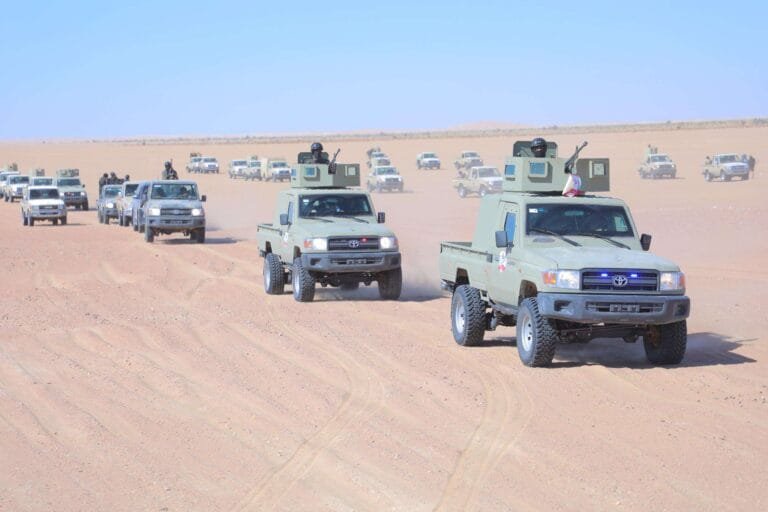 تطورات عسكرية في المهرة: القوات الجنوبية تستلم مهام حماية القصر الجمهوري والمنشآت الاستراتيجية