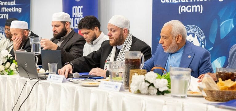 الأئمة في أستراليا يدينون هجوم بوندي الدامي ويدعون للتكاتف.. وارتفاع الحصيلة لـ 10 قتلى