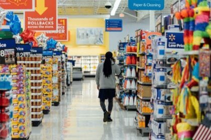 تضخم أمريكا يرتفع… نفقات الاستهلاك الشخصي عند أعلى مستوى منذ عام ونصف