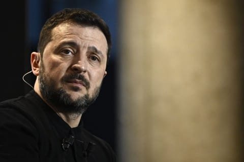 دبلوماسي روسي زيلينسكي لا يقدر على إعالة جيش قوامه 800 ألف عسكري