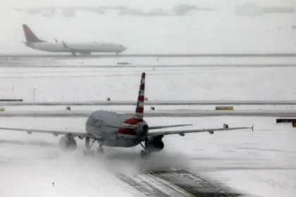 Winter storm hits America: More than a thousand flights canceled and thousands of travelers stranded