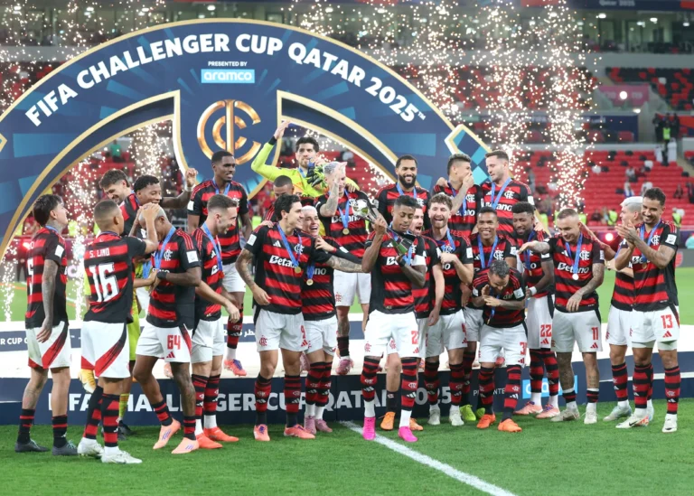 فلامنجو يتوج بكأس التحدي.. ويواجه باريس سان جيرمان في نهائي كأس القارات للأندية قطر 2025
