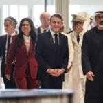 ماكرون يقضي عطلة نهاية الأسبوع مع الجنود الفرنسيين في الإمارات ويعزز العلاقات الثنائية