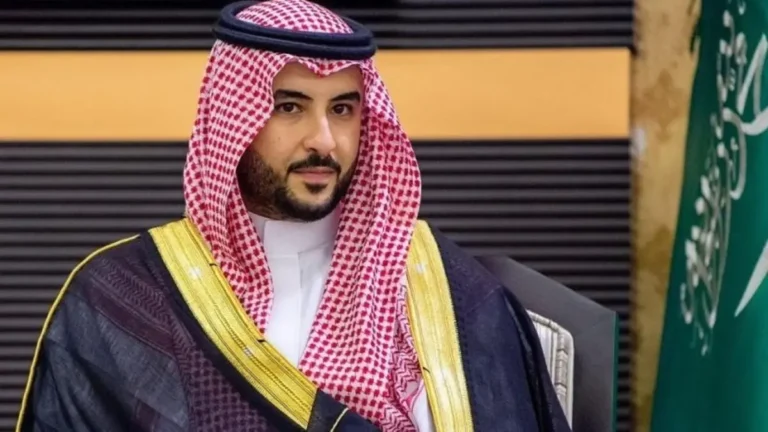 الأمير خالد بن سلمان يدعو "الانتقالي الجنوبي" لإنهاء التصعيد والتحالف يتوعد بحماية المدنيين في حضرموت والمهرة