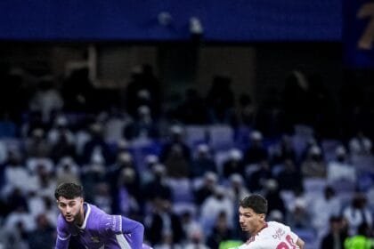 تعادل مثير بين العين والوحدة في كلاسيكو الإمارات