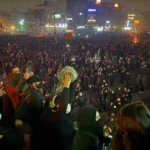 الخارجية الأمريكية تتهم طهران باستخدام "درونات عسكرية" ضد المتظاهرين.. وغراهام يلتقي رضا بهلوي