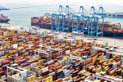 الإمارات تتصدر المؤشرات الاقتصادية إقليمياً وعالمياً