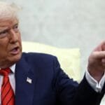 «أنا ديكتاتور أحيانًا».. ترامب يفجّر جدلًا سياسيًا بتصريحات صادمة عن الحكم والسلطة