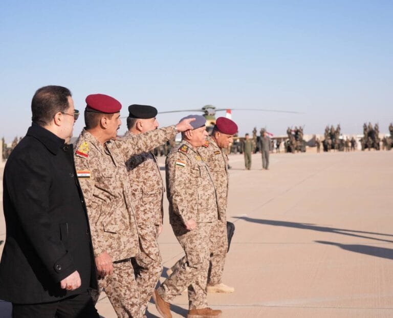 Sudani inspects the Iraqi-Syrian border and visits "Ain al-Assad" in his first visit after taking it over from the coalition