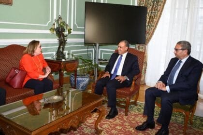 القاهرة وبروكسل تتفقان على تعزيز التعاون مع القوة متعددة الجنسيات في سيناء