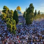 70 ألف مصلٍ يملأون المسجد الأقصى في جمعة القدس