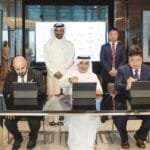 مذكرة تفاهم بين «الشارقة لتقنيات الاتصال» و«داتاكانفاس إنترناشيونال» و«إيه آي كارافان»