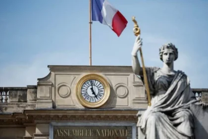 فرنسا تؤجل اجتماع وزراء مالية مجموعة السبع إلى الأسبوع المقبل بسبب تضارب المواعيد