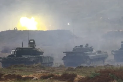 ​طبول الحرب تدق في الخليج: هل تقترب ساعة الصفر بين واشنطن وطهران؟