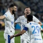 ظهور أول تاريخي.. هاتريك بنزيما يقود الهلال لسداسية مدوية أمام الأخدود بالدوري السعودي