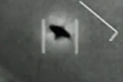 تسريبات أمريكية تكشف أجسامًا طائرة مجهولة تحلّق فوق الشرق الأوسط