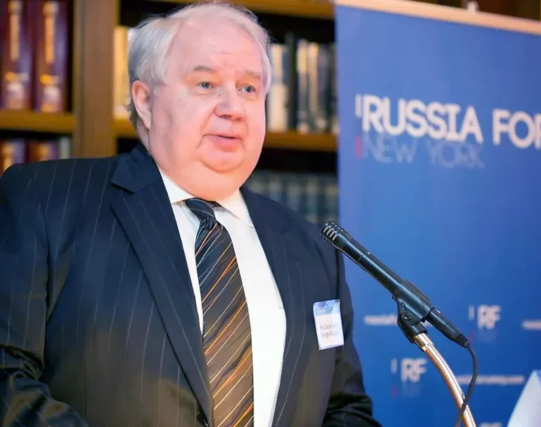 السفير الروسي لدى بلجيكا: تصاعد نشاط الناتو في القطب الشمالي قد يحول المنطقة إلى ساحة صراع عسكري