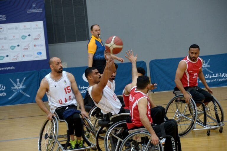 افتتاح ألعاب "غرب آسيا البارالمبية".. منتخب الإمارات لسلة الكراسي المتحركة يفوز على عمان